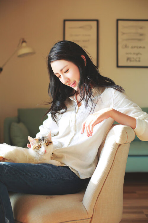 切尔西女足10连胜领跑英超积分榜，切尔西英超比赛