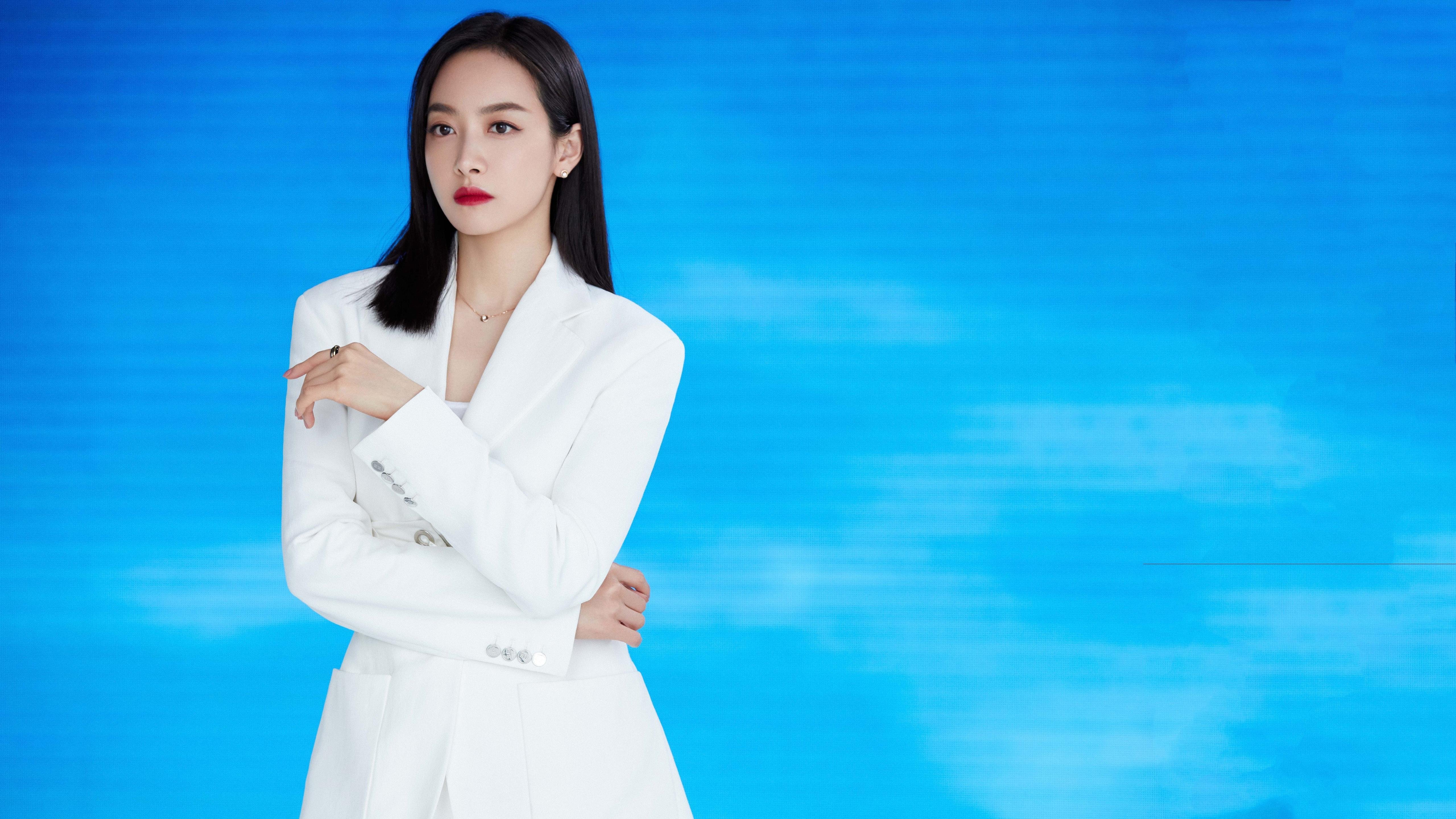 开云官方网站-西班牙青年队在欧洲青少年赛事中表现出色，未来可期